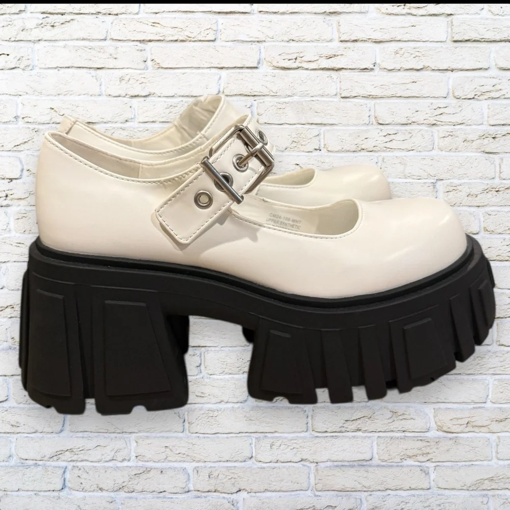 New Current Mood White and Black Mary Jane Platforms by Dolls Kill Size 10